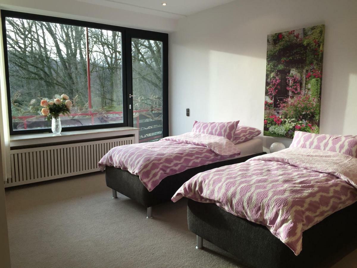 Villa Am Huelser Berg Naehe Duesseldorf Krefeld Exterior photo